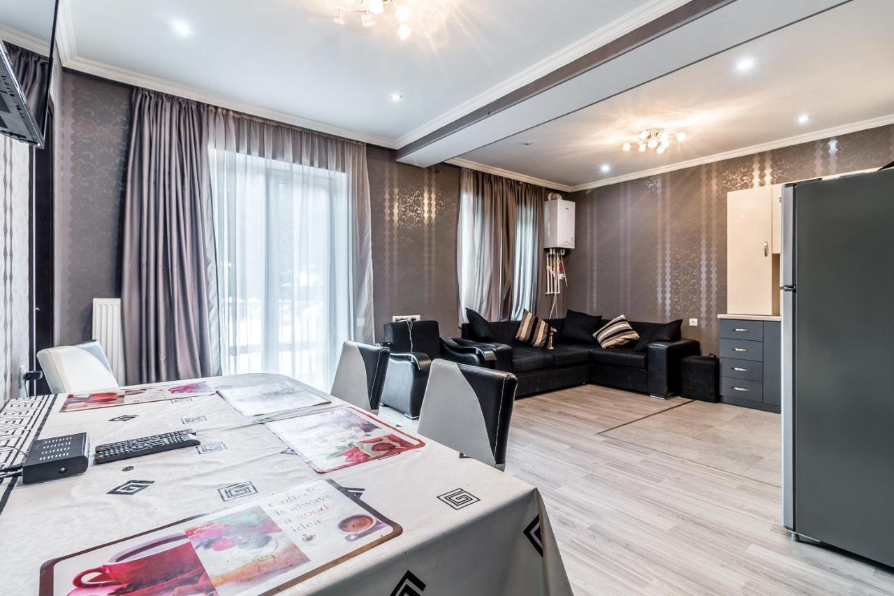 Borjomi Cozy Home エクステリア 写真